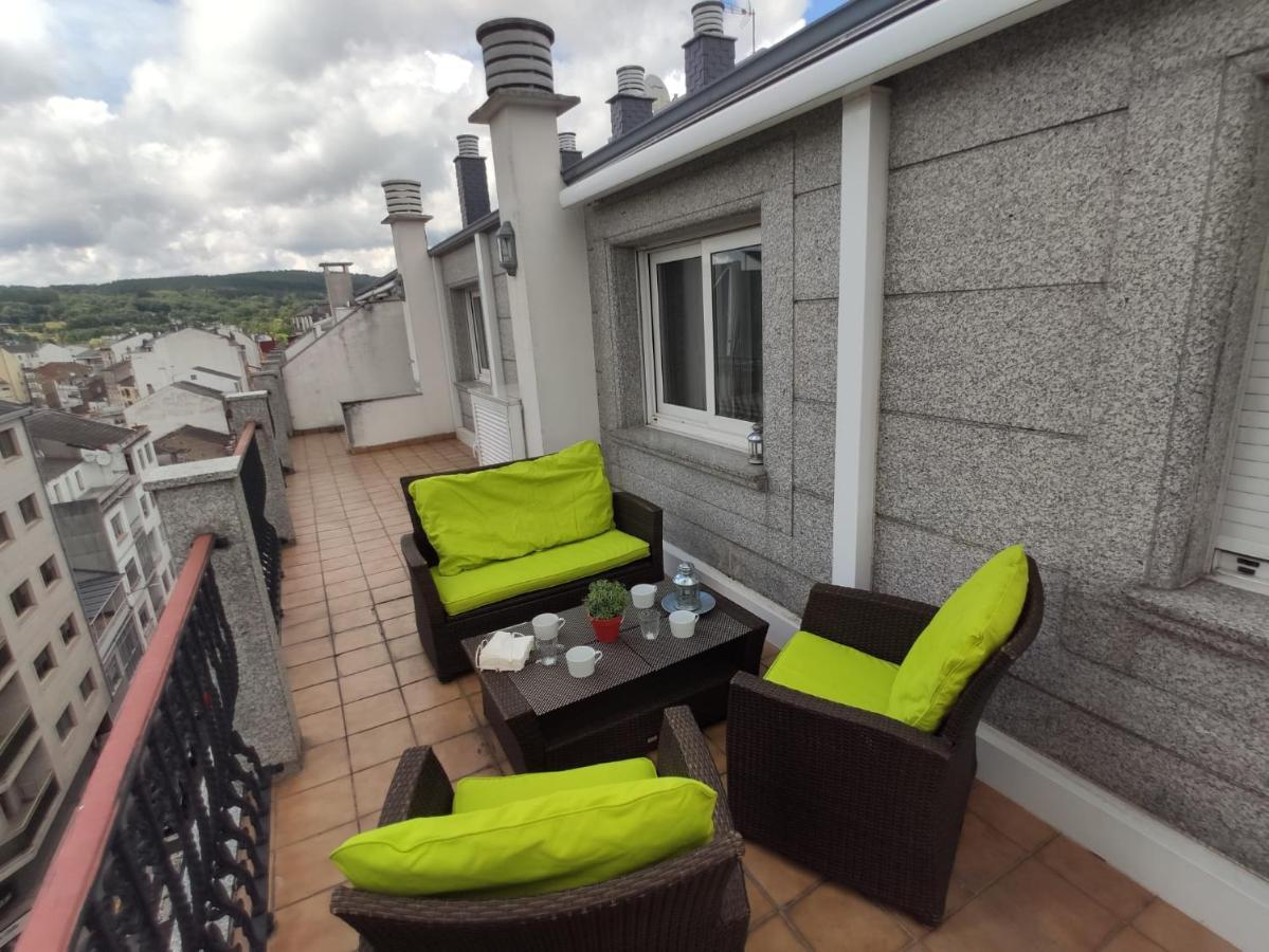Atico Matias Lopez Apartment Sarria Bagian luar foto