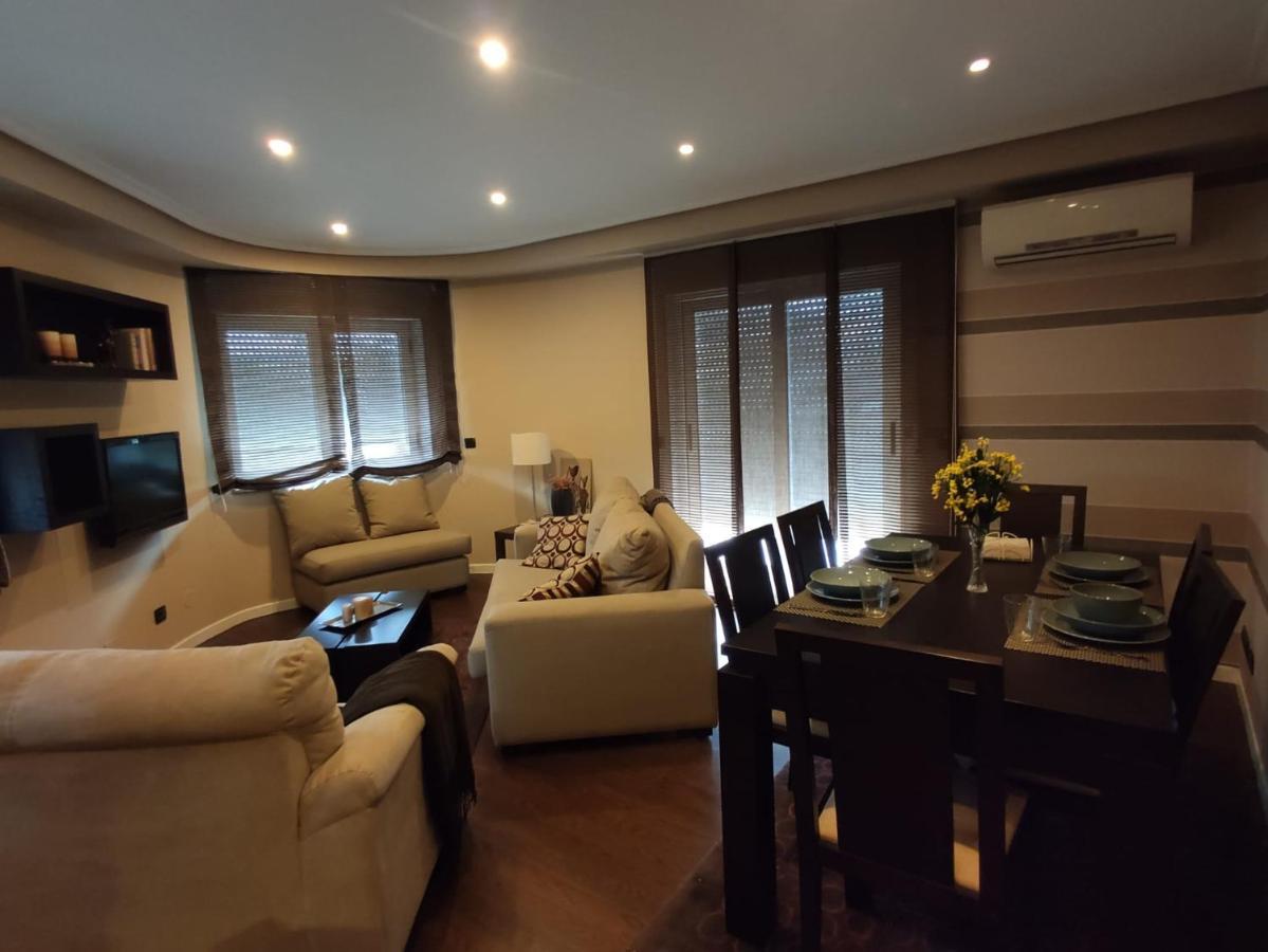 Atico Matias Lopez Apartment Sarria Bagian luar foto